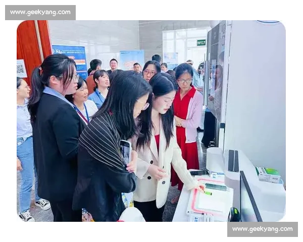 强强对话引领行业未来创新发展趋势探讨与深度分析 - 副本 - 副本